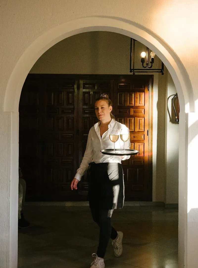 Hotel Castillo De Monda