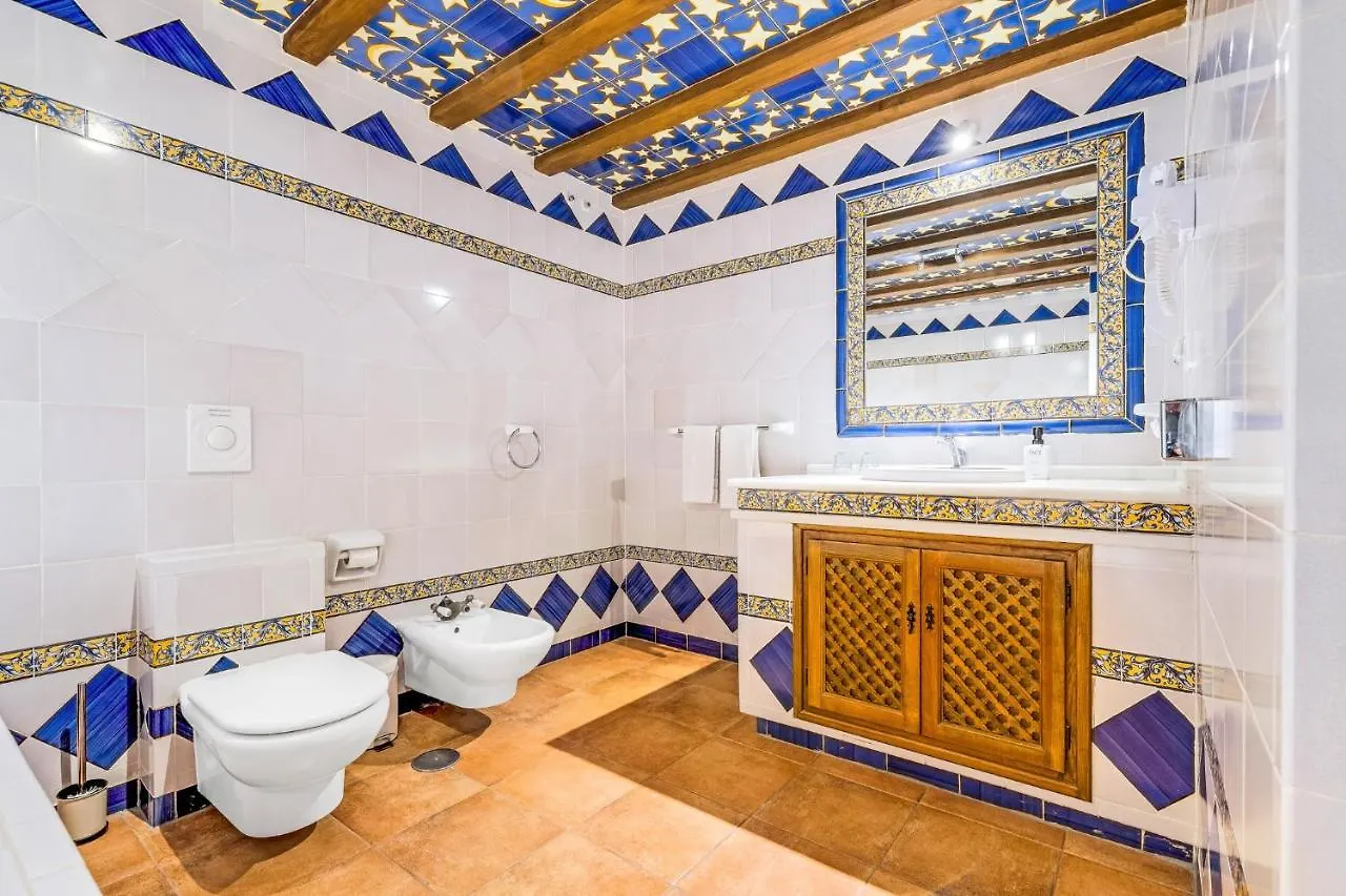 Hotel Castillo De Monda