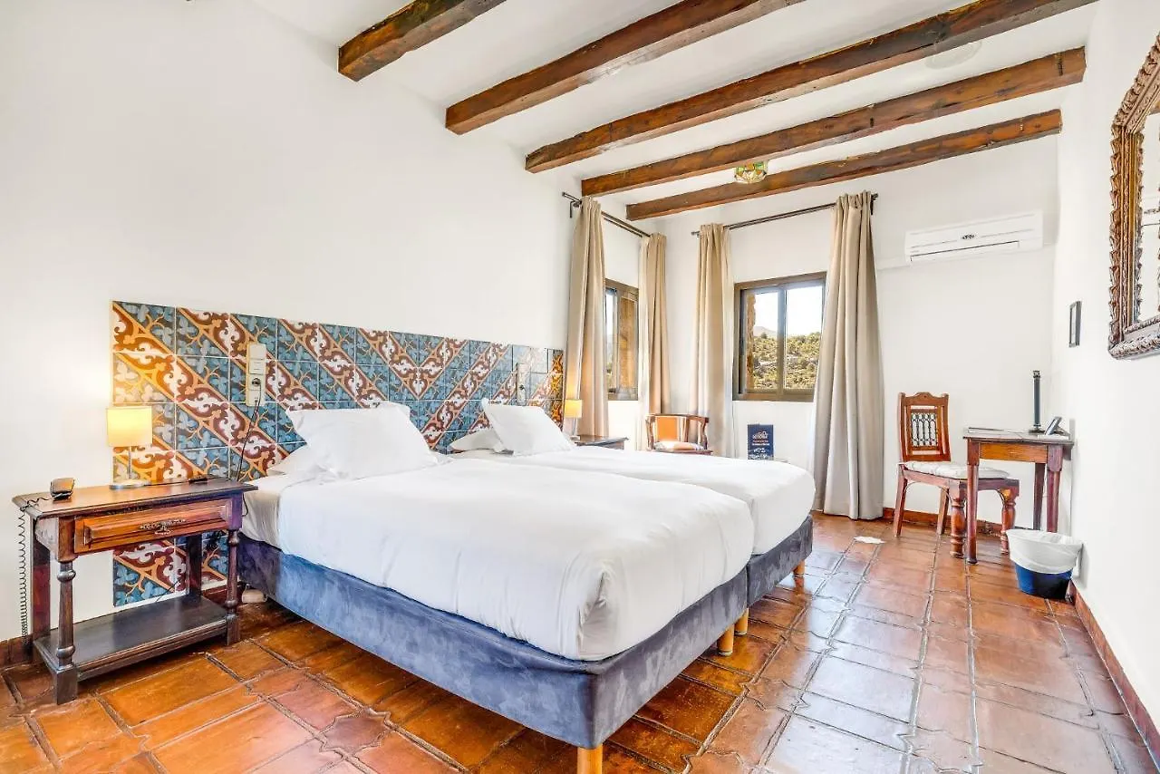 Hotel Castillo De Monda