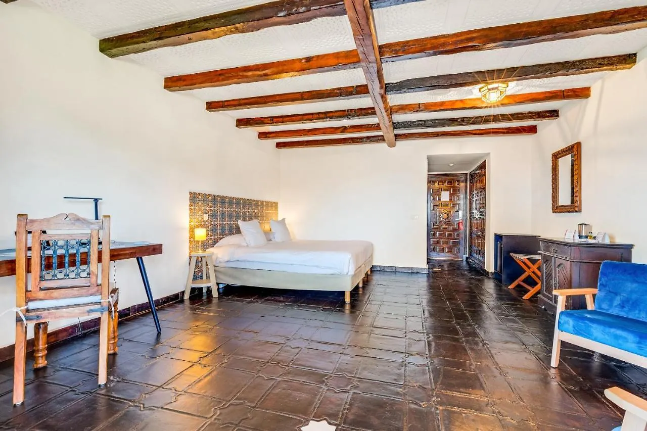 Hotel Castillo De Monda