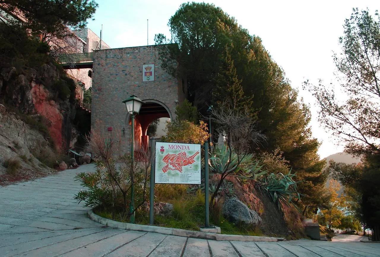 Hotel Castillo De Monda
