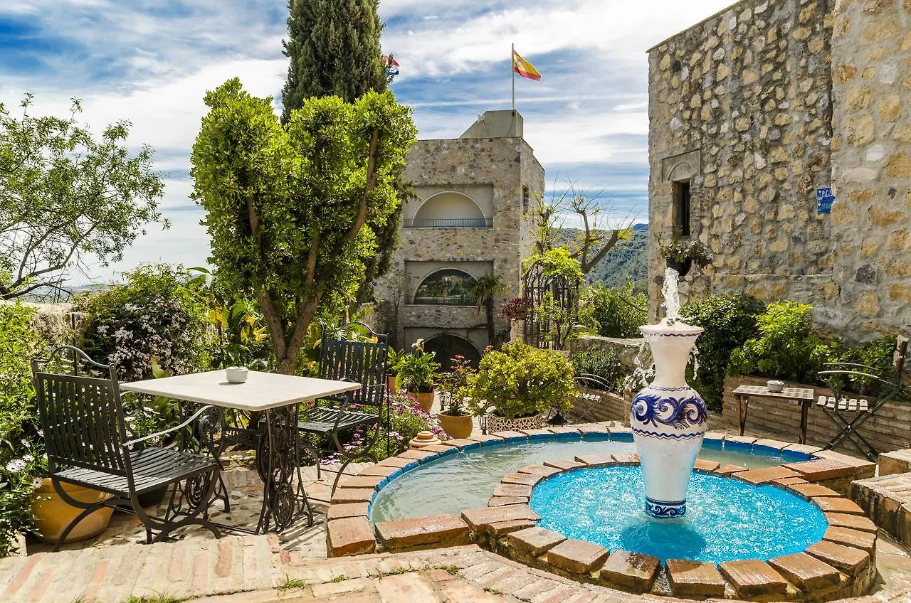 Hotel Castillo De Monda